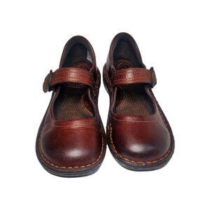 Born Girls 13.5 Brown Leather Mary Jane Shoes Adjustable Buckle Strap Comfort